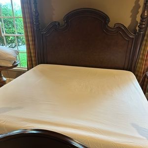 Mellani king size sheet set